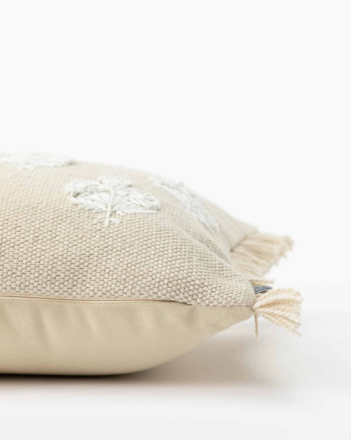 Carina Indoor/Outdoor Pillow 4 Carina Indoor/Outdoor Pillow - Image 4