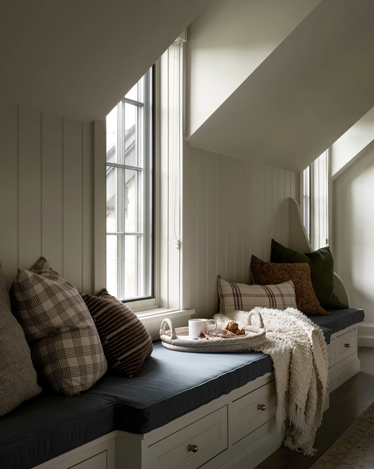 Beatrice Wool Throw 4 Beatrice Wool Throw - Image 4