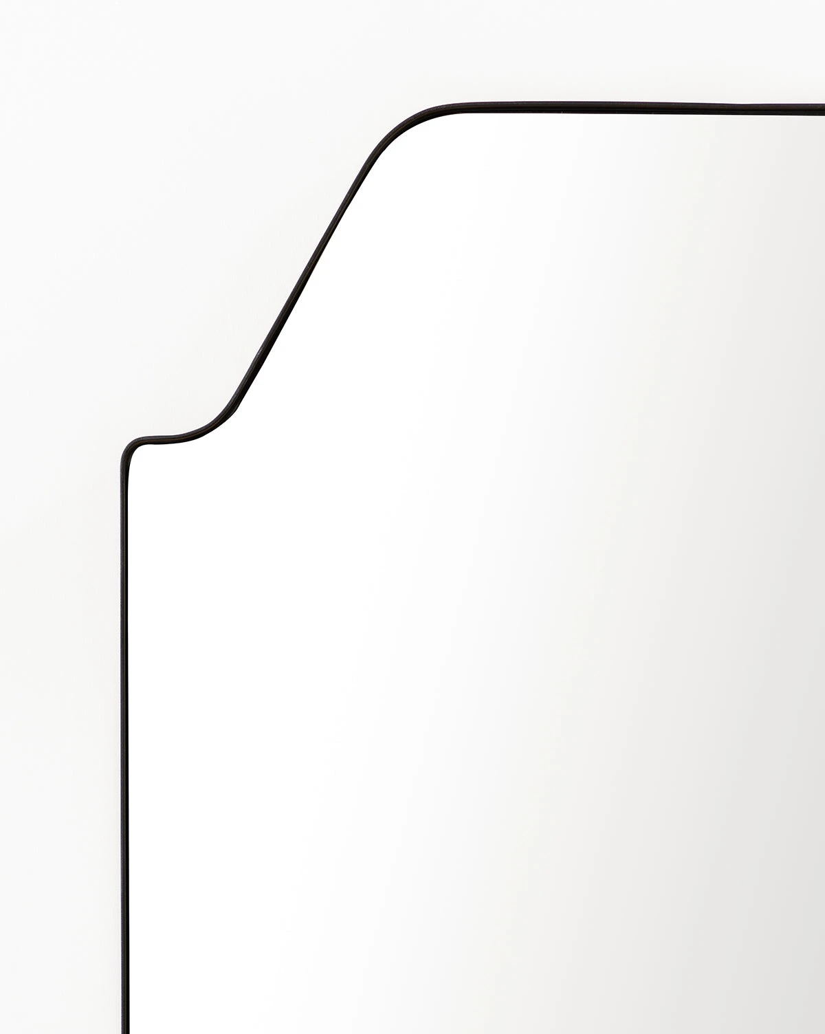 Giles Floor Mirror 5 Giles Floor Mirror - Image 5