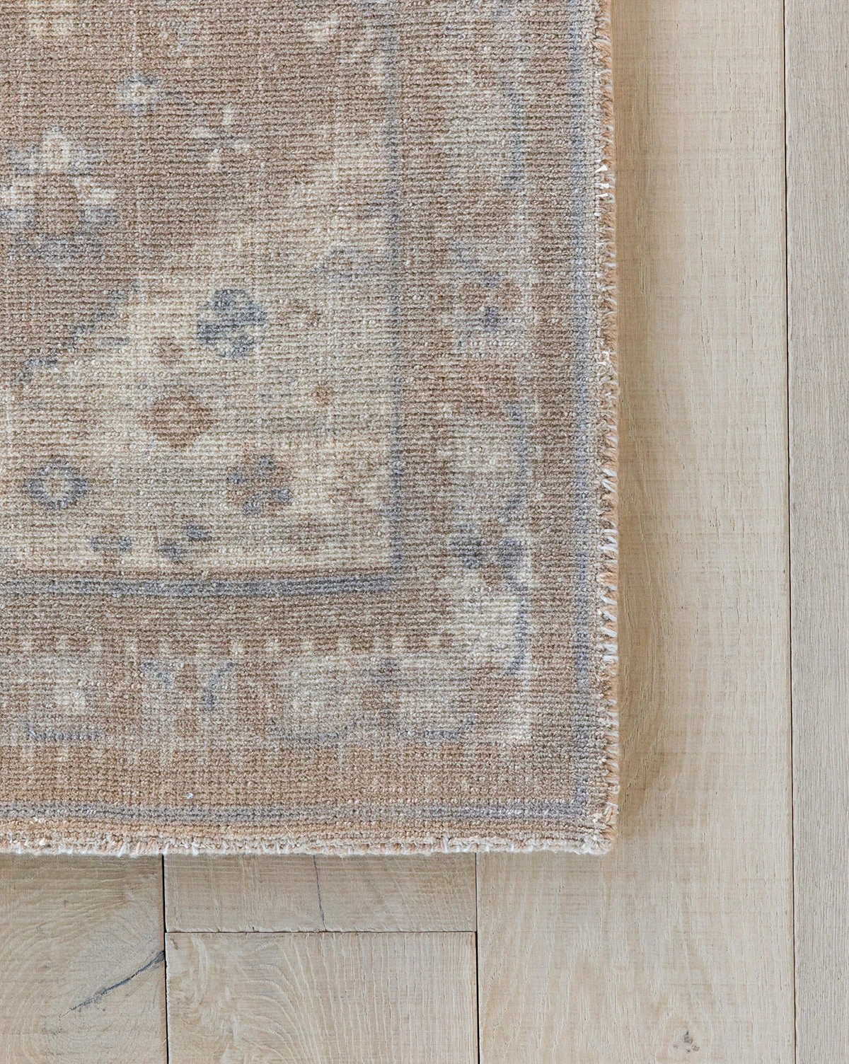 Zaragoza Hand-Tufted Wool Rug 5 Zaragoza Hand-Tufted Wool Rug - Image 5