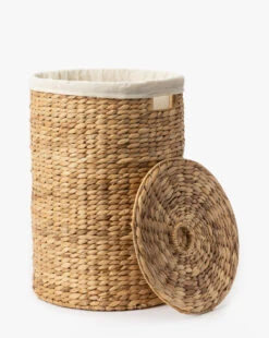 Round Water Hyacinth Basket -Home Improvement Shop RoundWaterHyacinthBasket MDCR2076 NAT OS D1