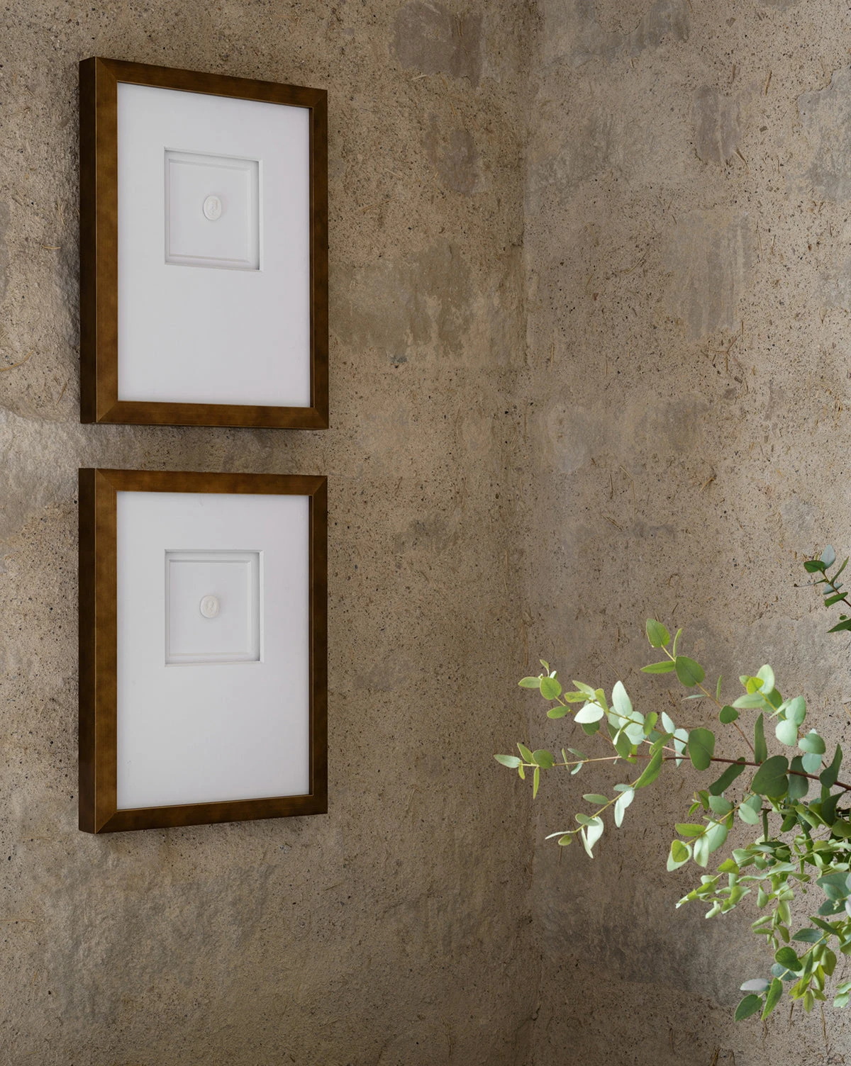 Intaglio Lady 3 Intaglio Lady - Image 3