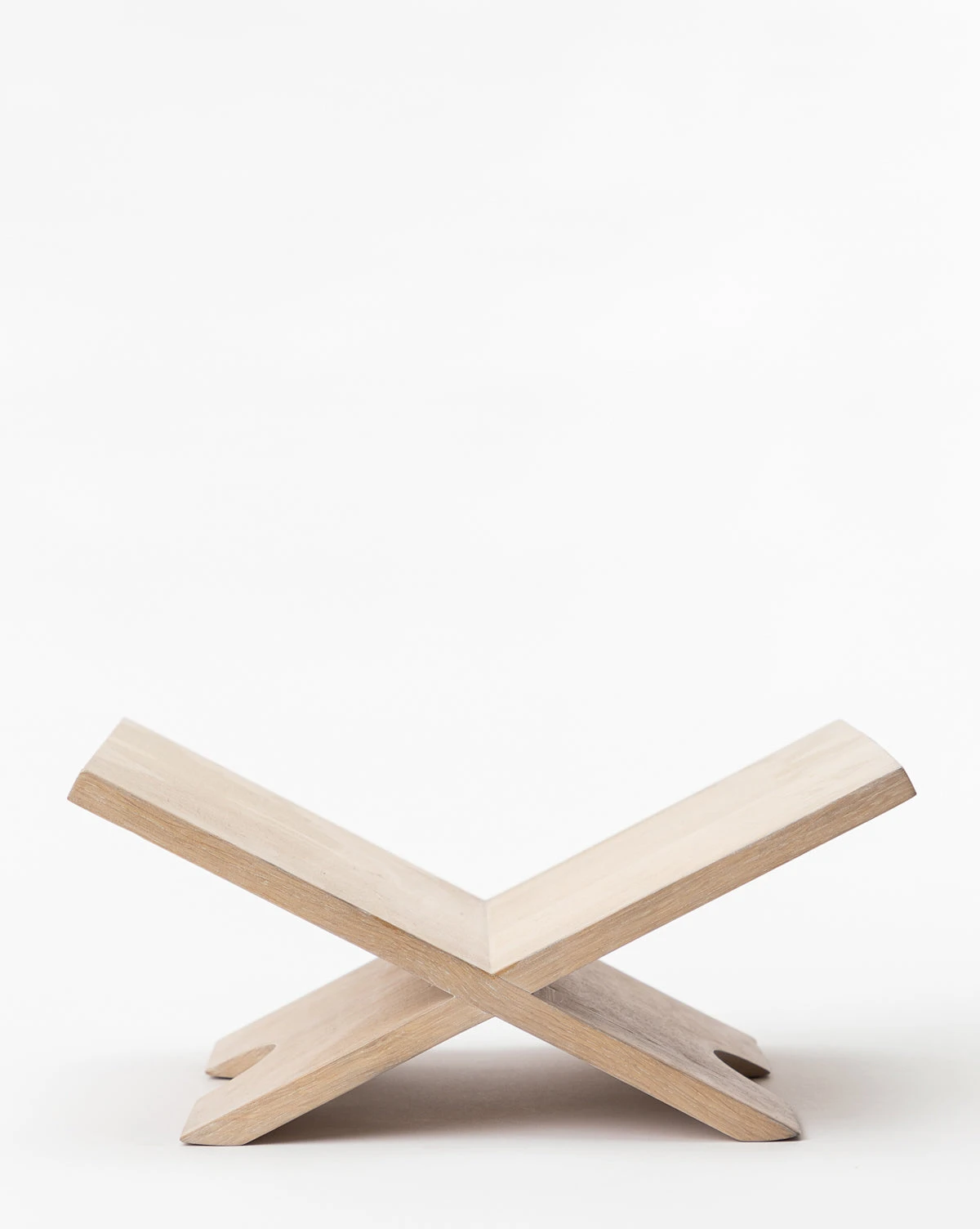 Evergreen Wooden Book Display 1 Evergreen Wooden Book Display