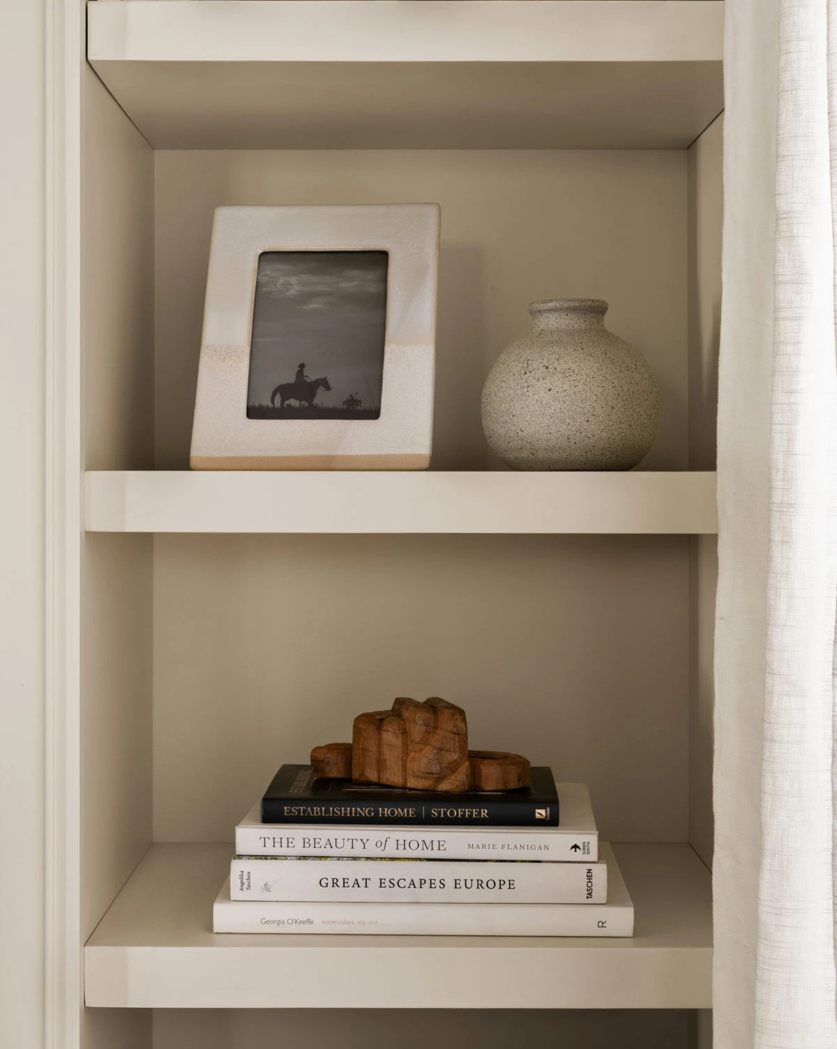 Bloomingville Stoneware Glazed Frame 2 Bloomingville Stoneware Glazed Frame - Image 2